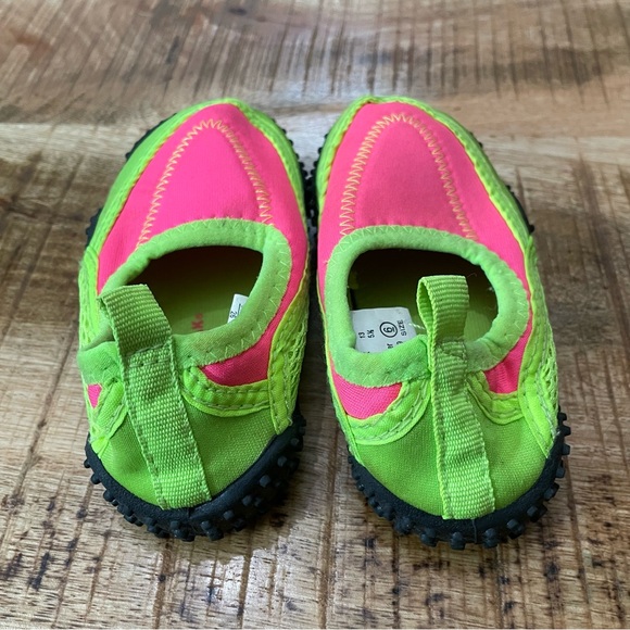 Airwalk Neon pink and green water shoes toddler size 6 - Picture 4 of 6
